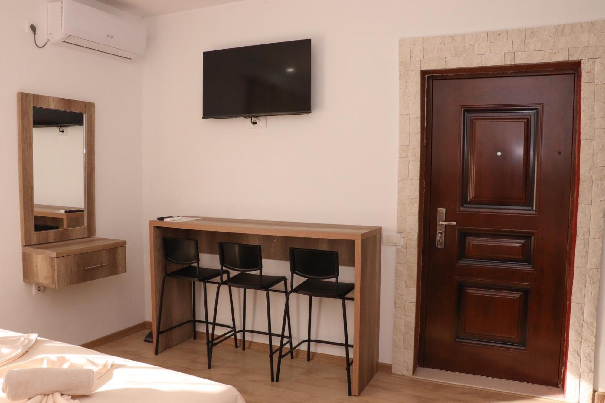 Gjinaj Apartments Ulcinj Exterior foto