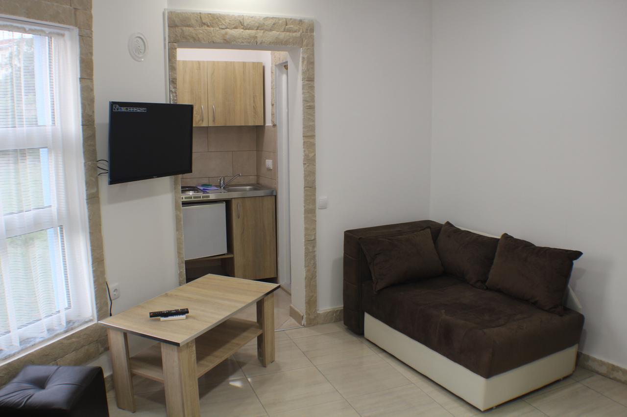 Gjinaj Apartments Ulcinj Exterior foto