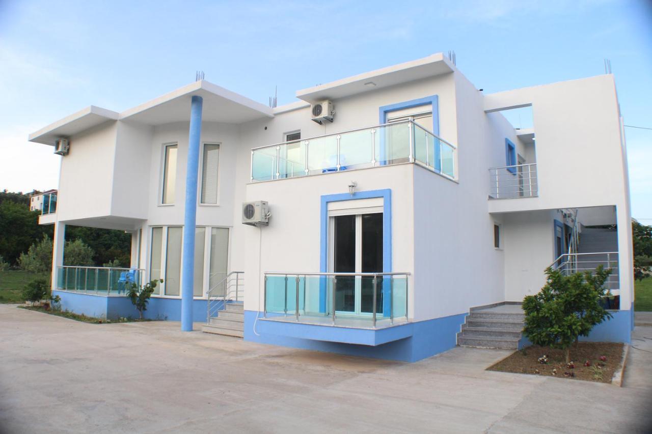 Gjinaj Apartments Ulcinj Quarto foto
